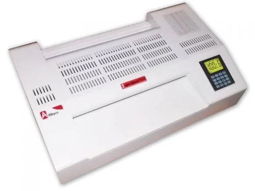 Hoeslaminator plastificeermachines